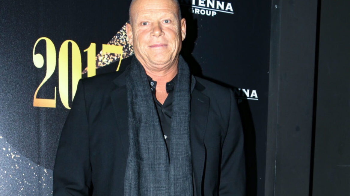 Έχεις δει το γιο του Τζώνη Καλημέρη;