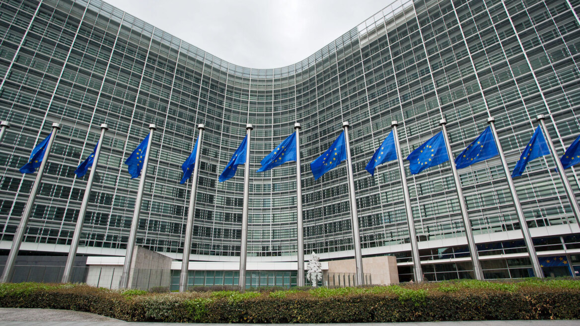 Ταυτότητες με βιομετρικά δεδομένα προτείνει η Ευρωπαϊκή Επιτροπή για την καταπολέμηση της τρομοκρατίας