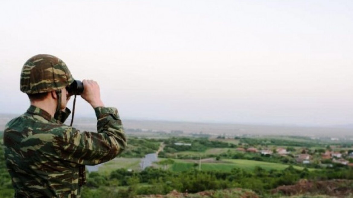 Χωρίς κινητά στον στρατό για μία εβδομάδα