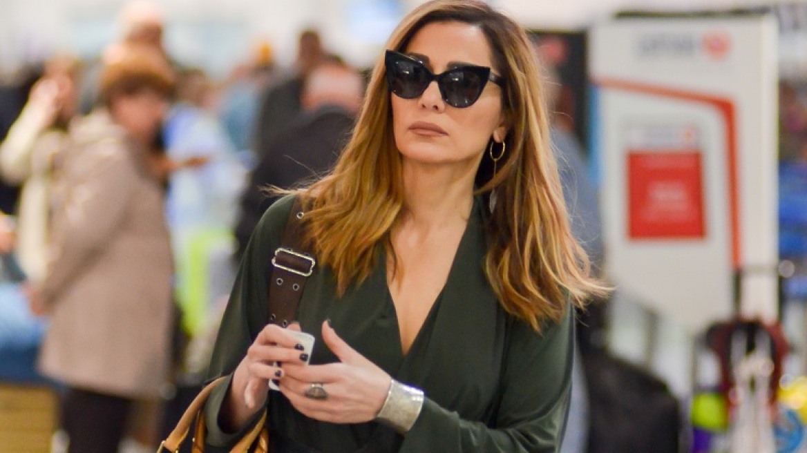 Ποιος δεν θα ήθελε την all time classic βαλίτσα της Δέσποινας Βανδή;