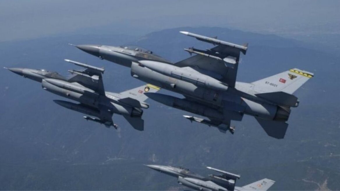 Νέες υπερπτήσεις τουρκικών F-16 στις Οινούσσες 