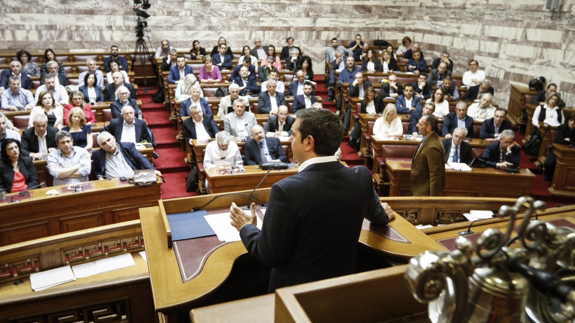 Γκρίνια στην Κ.Ο. του ΣΥΡΙΖΑ για περικοπές σε συντάξεις και αφορολόγητο