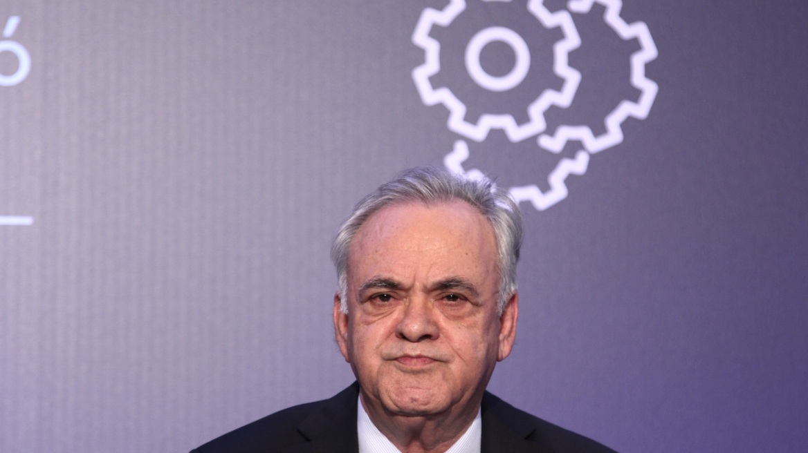 «Όχι» από τον Δραγασάκη στην πρόταση του ΣΕΒ για δημιουργία Εθνικού Συμβουλίου Επενδύσεων