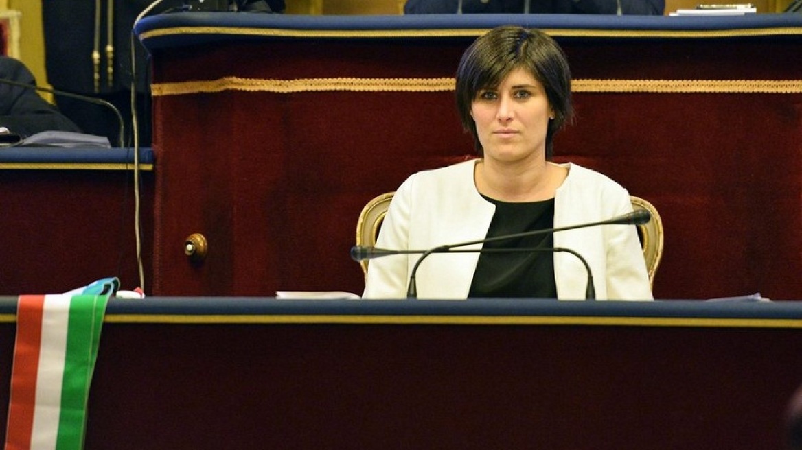 Ιταλία: Ληξιαρχείο εγγράφει για πρώτη φορά παιδί με γονείς δύο ομοφυλόφιλες γυναίκες