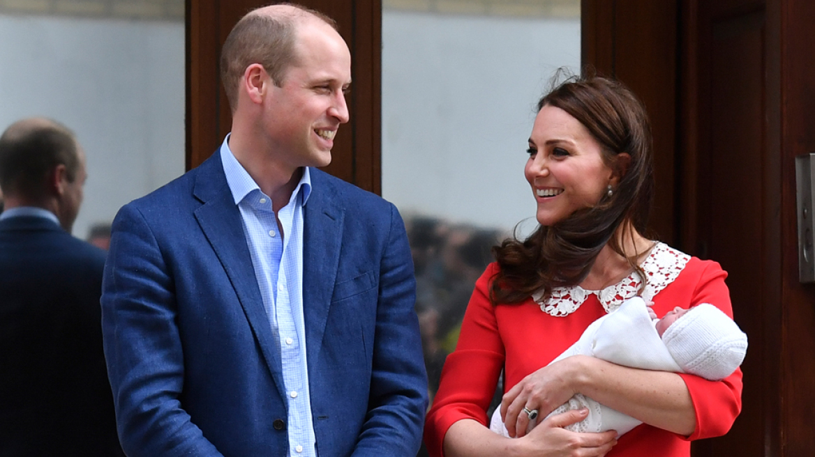 Φωτογραφίες: Εξιτήριο για την Κέιτ Μίντλετον - Η πρώτη εμφάνιση του βασιλικού μωρού