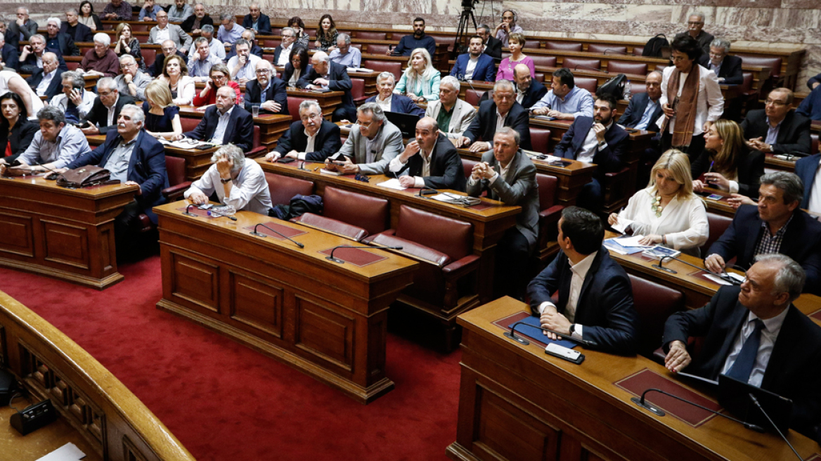 ΣΥΡΙΖΑ: Εσωτερικές «τριβές» σε τρία μέτωπα 