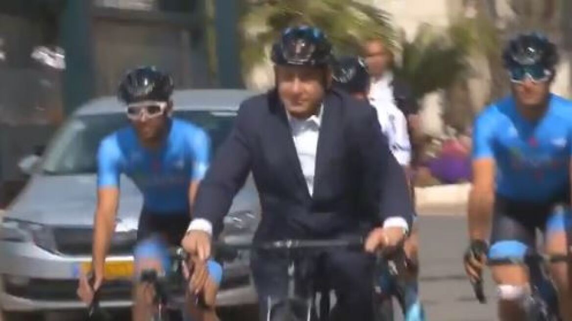 Βίντεο: Ο Νετανιάχου πήρε το ποδήλατό του και... άρχισε τις σούζες!