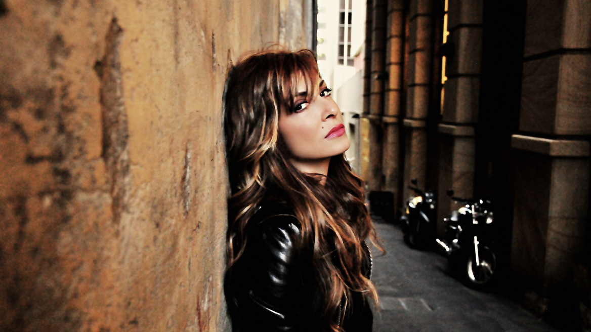 Η Άννα Βίσση... λιώνει στη γυμναστική 