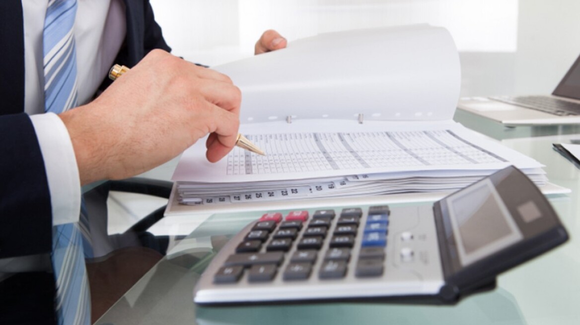 Φόρος εισοδήματος: Οι τέσσερις επιλογές για τον φετινό τρόπο πληρωμής του