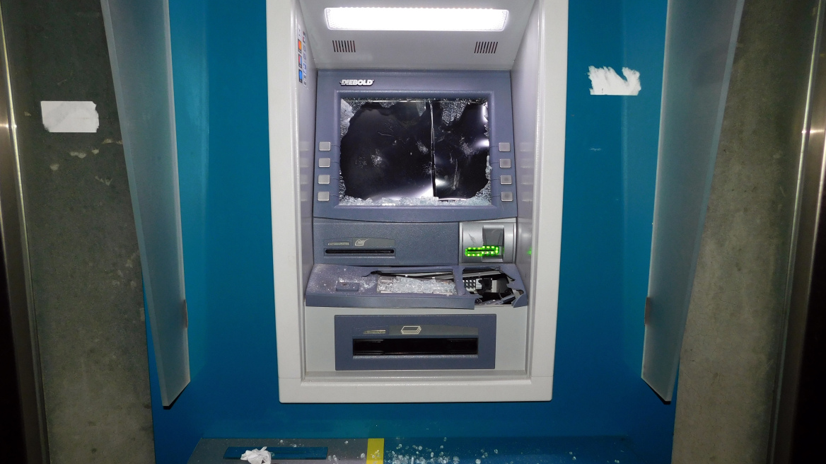 Απόπειρα ληστείας σε ATM τα ξημερώματα στη Νέα Πεντέλη