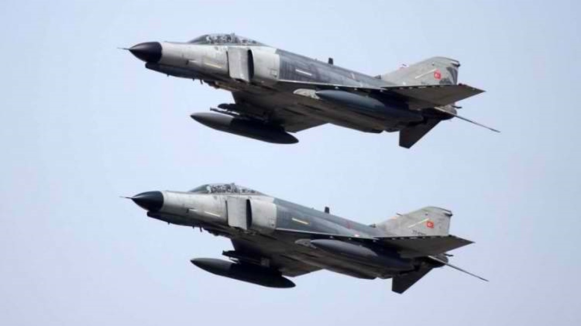 Μπαράζ προκλήσεων από τουρκικά μαχητικά: 42 παραβιάσεις του εθνικού εναέριου χώρου