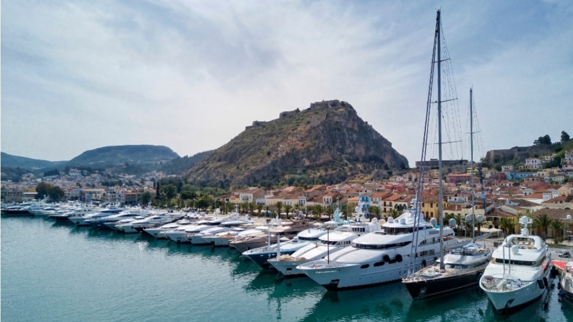 Διάσημοι και γαλαζοαίματοι στην έκθεση θαλαμηγών στο Ναύπλιο 