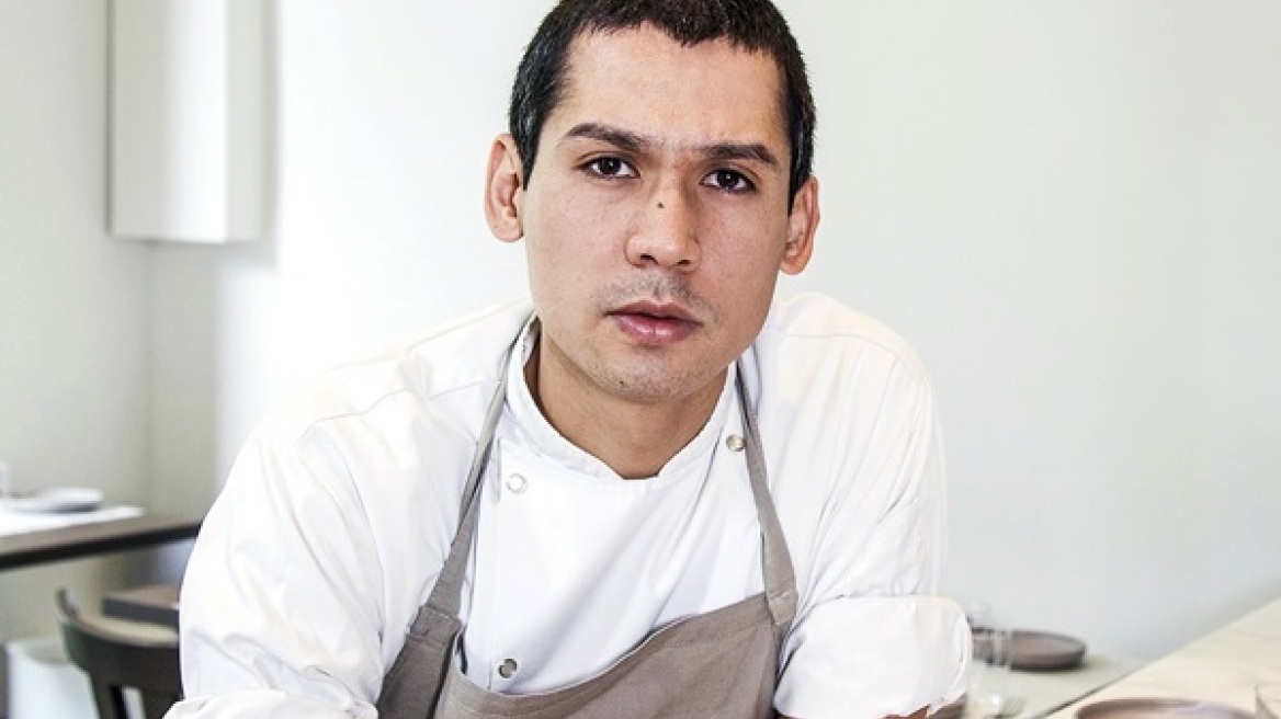 Η τρυφερή φωτογραφία του Σωτήρη Κοντιζά με τον ενός έτους γιο του 