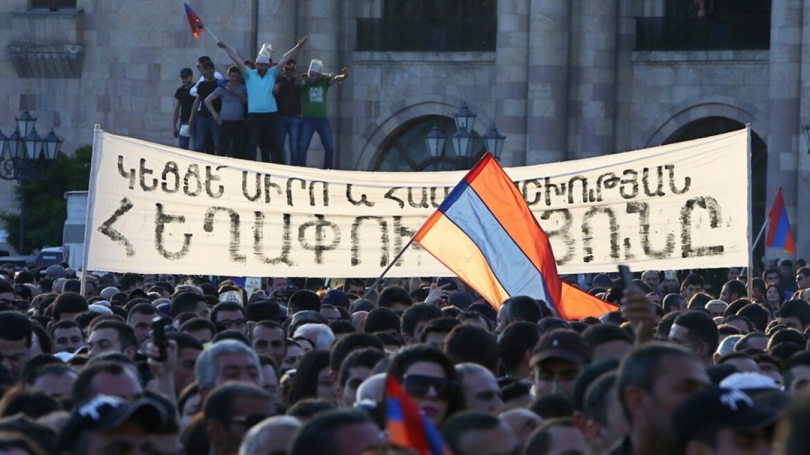 Αρμενία: Το κυβερνών κόμμα δεν θα προτείνει υποψήφιο για την πρωθυπουργία
