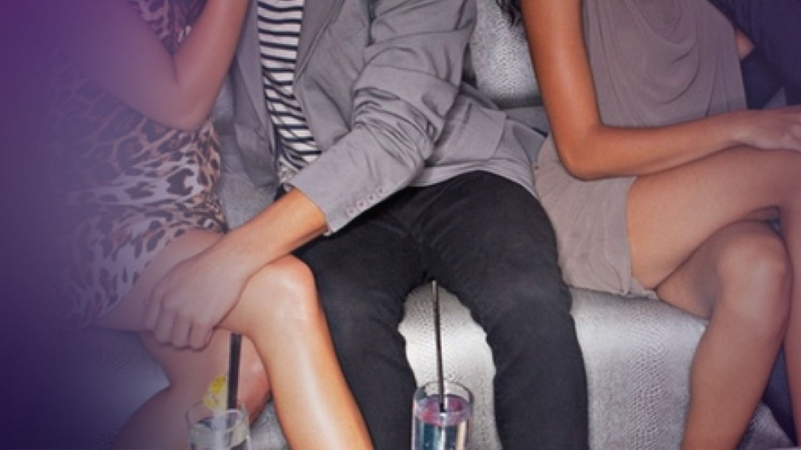 Κρήτη: Το... καίνε 400 swingers με ναύτες, σειρήνες, γοργόνες και θεούς του Ολύμπου!