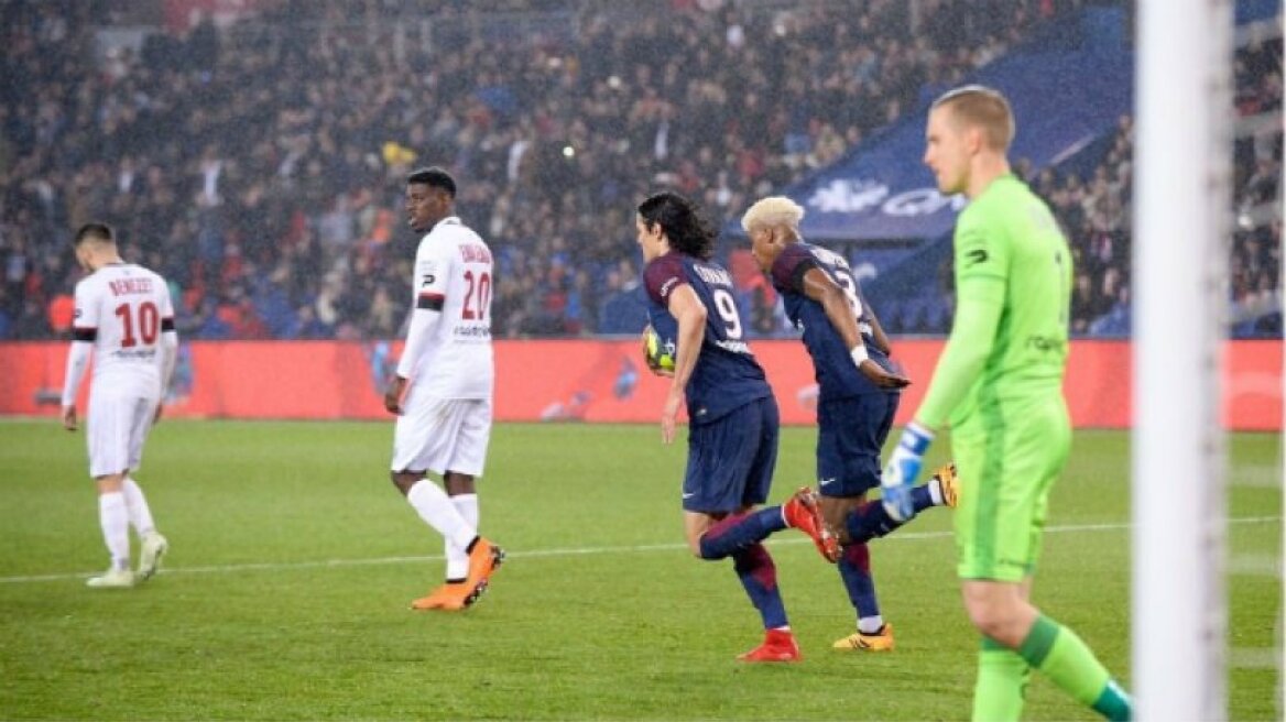 Παρί Σεν Ζερμέν – Γκινγκάμπ 2-2: Ο Καβάνι έσωσε τους Παριζιάνους