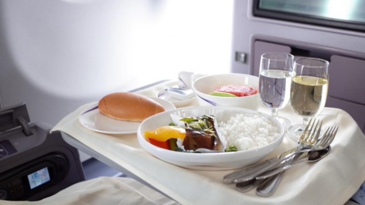 Όλα όσα πρέπει να ξέρετε για το φαγητό αεροπλάνου