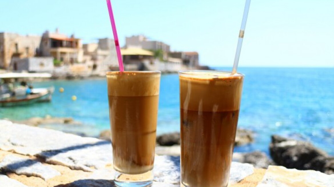 Φραπέ, η ιστορία του εθνικού μας καφέ
