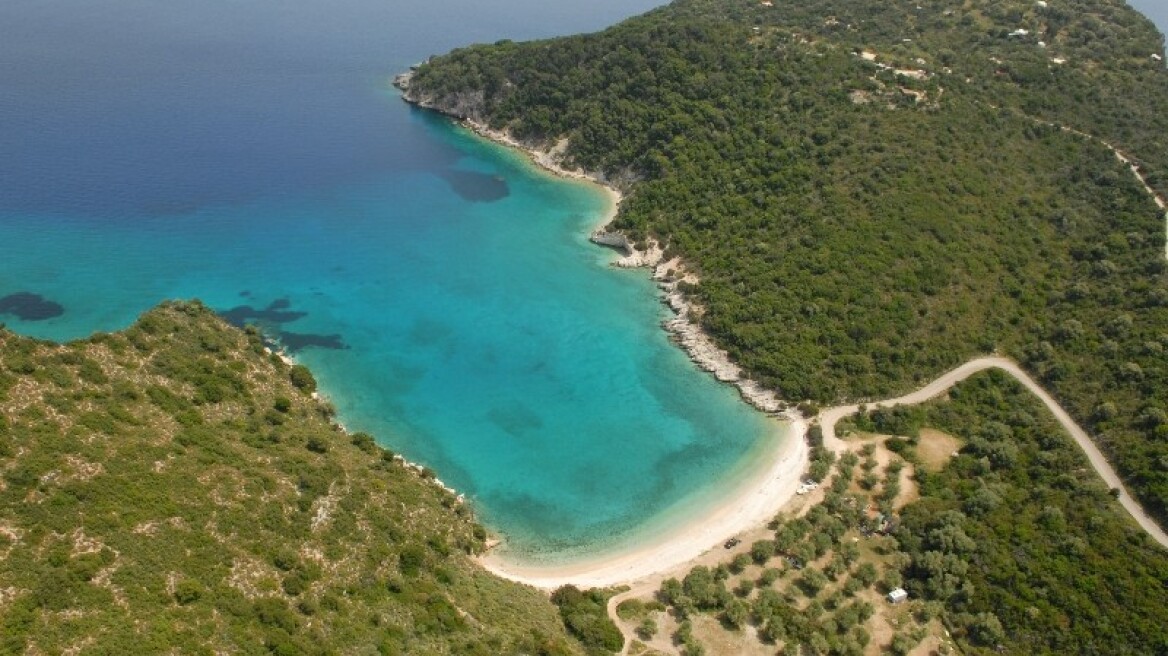 «Χαμόγελα» στην Ιθάκη από τις πρώτες αφίξεις τουριστών