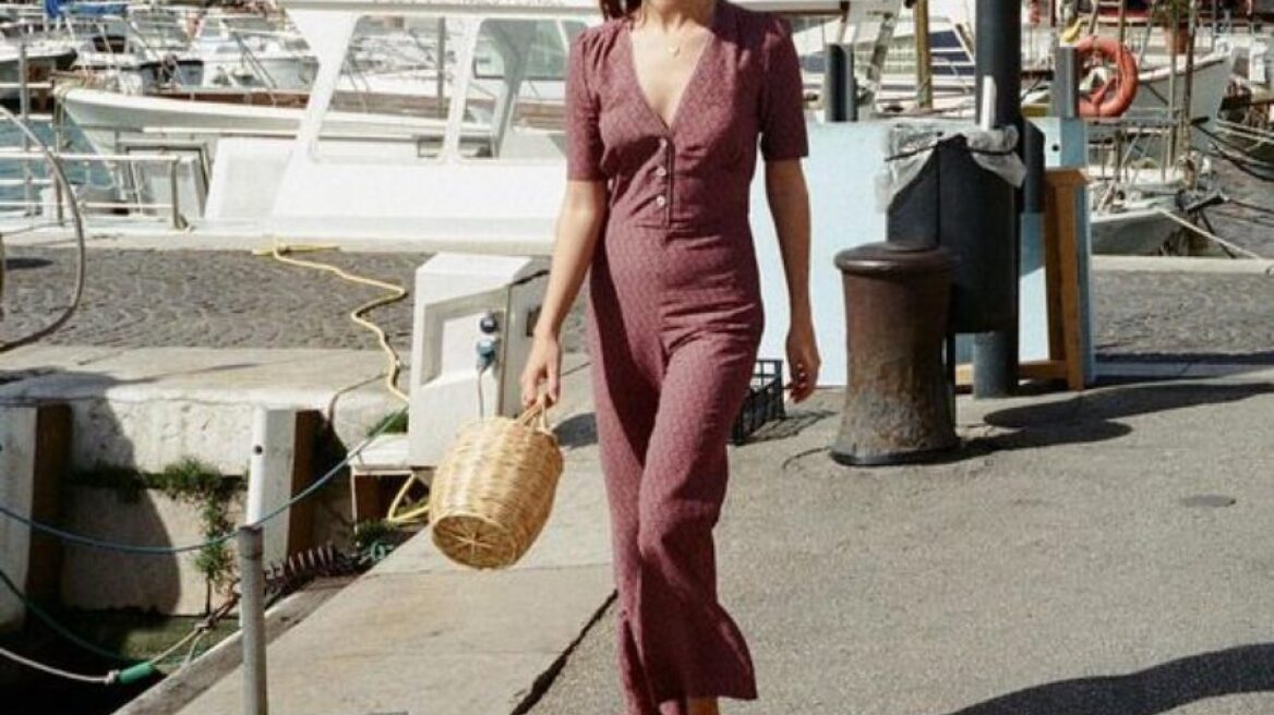 Οι 10 ωραιότερες oλόσωμες φόρμες που μπορείτε να αγοράσετε τώρα