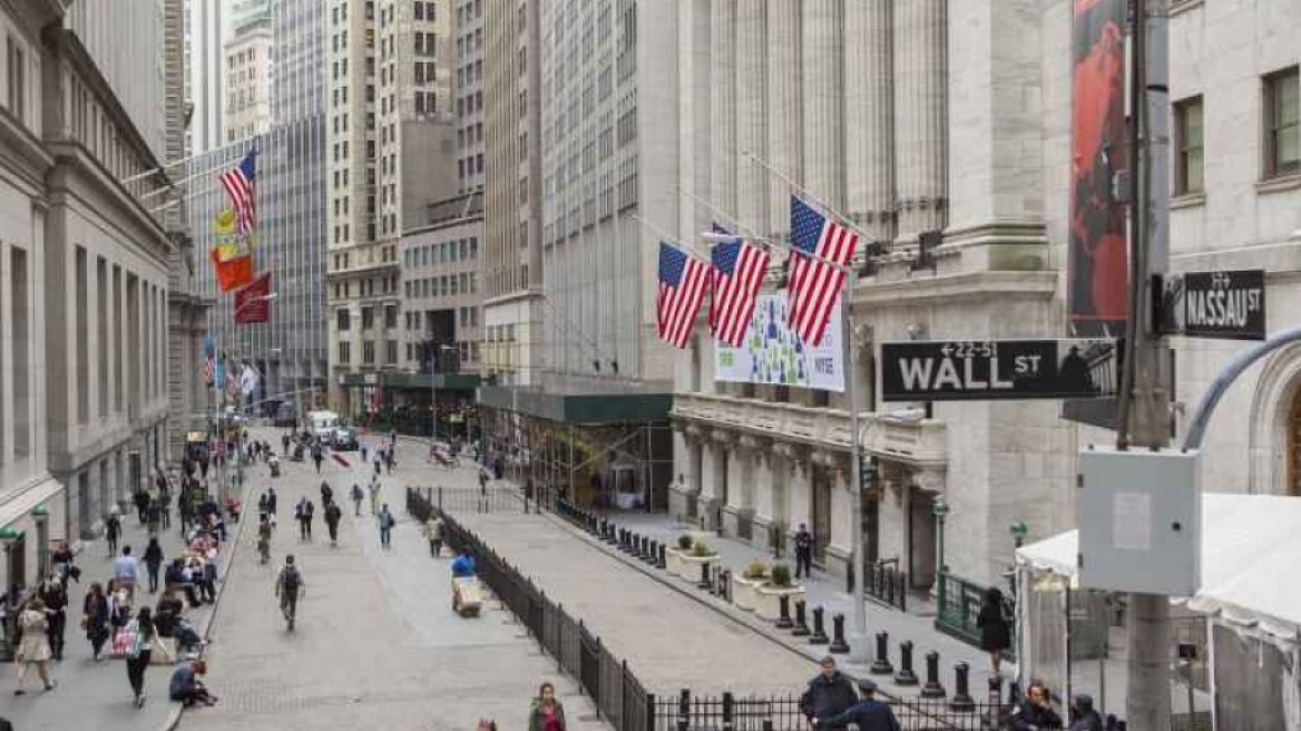Kέρδη στη Wall Street - Ρεκόρ για την Apple