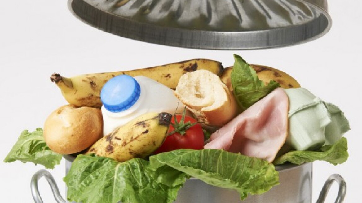 Γιατί πρέπει να βάζεις πάντα λίγο βαμβάκι στα σκουπίδια σου