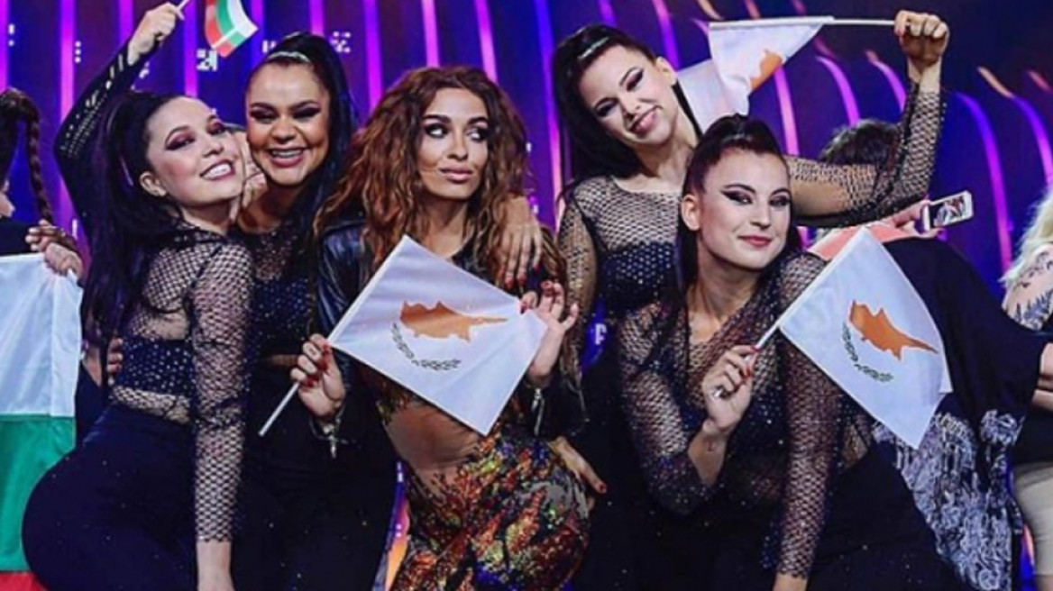 Τι κάνει η Ελένη Φουρέιρα και έχει τέτοιο σώμα;