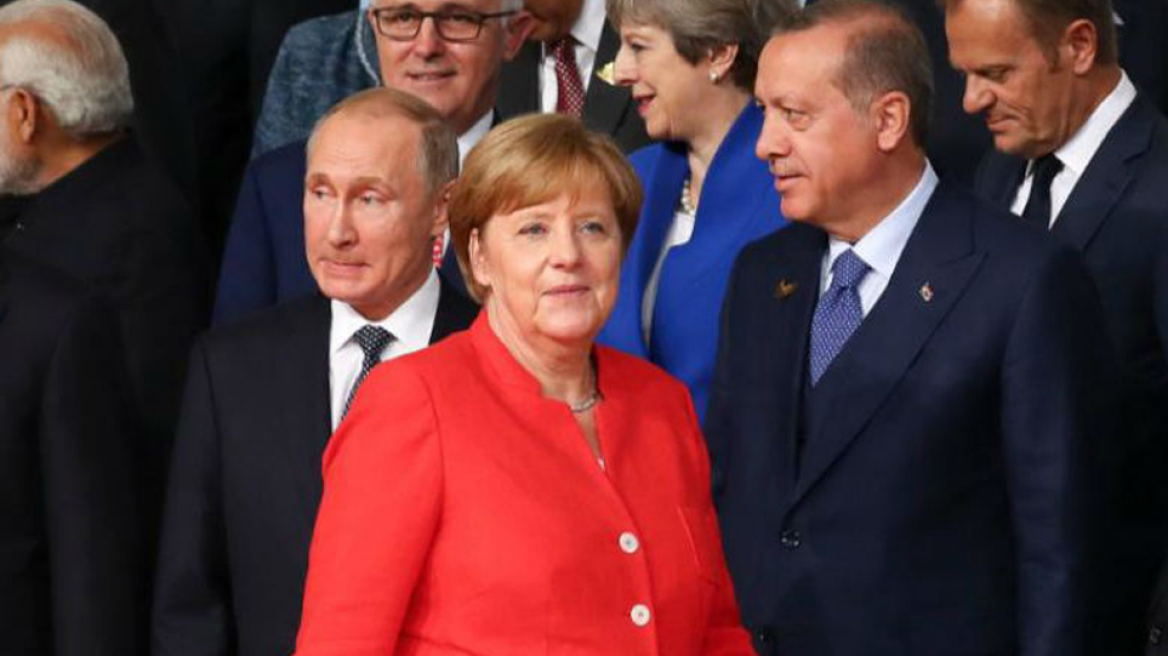 Ο Ελληνισμός στη μέγγενη του Γερμανορωσικού στραγγαλισμού