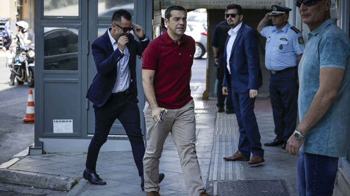 Τσίπρας: Στόχος μας η δημιουργία πλατιών, προοδευτικών συνεργασιών σε τοπικό επίπεδο