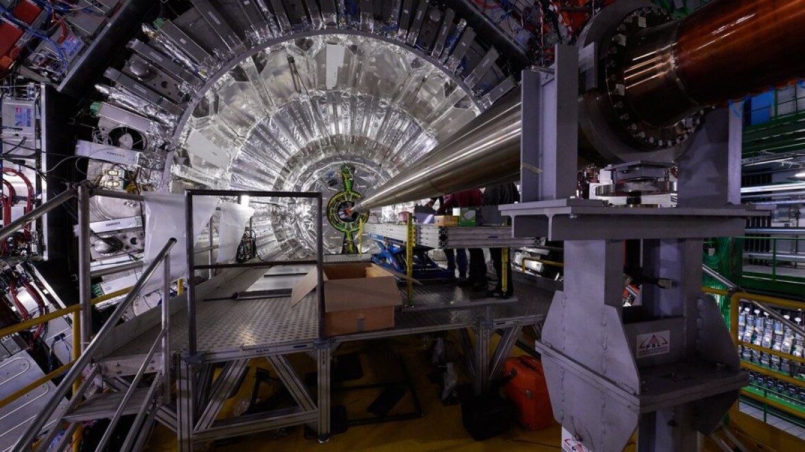 Γαϊτανάκι δηλώσεων για το πρόγραμμα του Cern