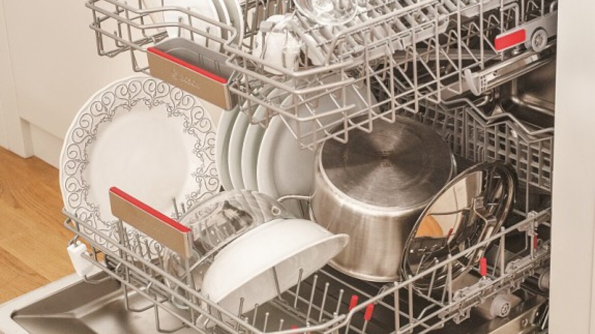 6+1 tips για έξυπνη χρήση και συντήρηση του πλυντηρίου πιάτων