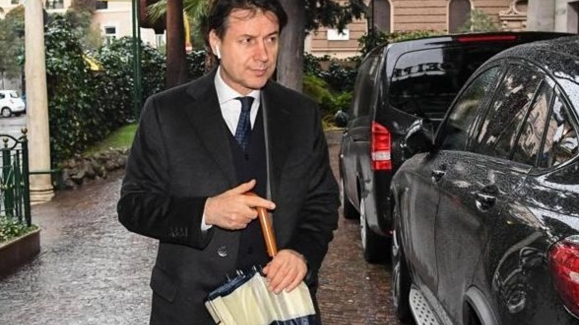 Ιταλία: Νέος πρωθυπουργός ο καθηγητής Τζουζέπε Κόντε 