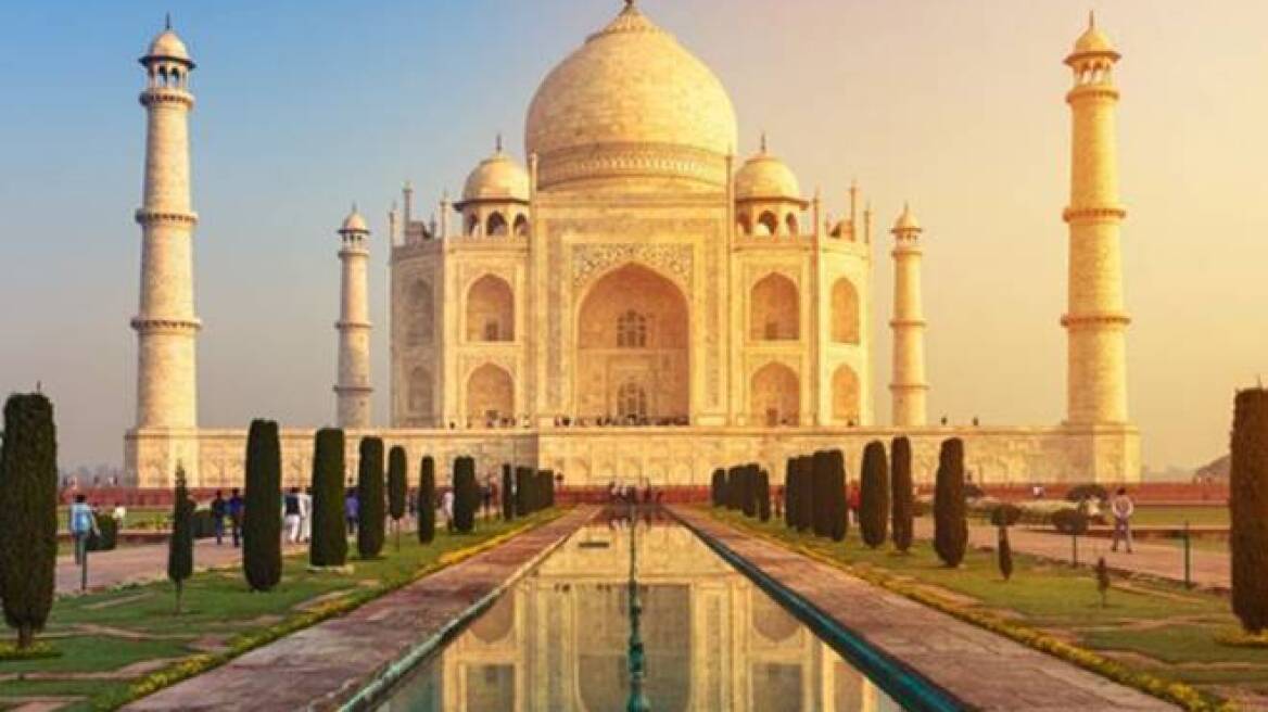 Το Ταζ Μαχάλ «βάφεται» κίτρινο από τη ρύπανση 