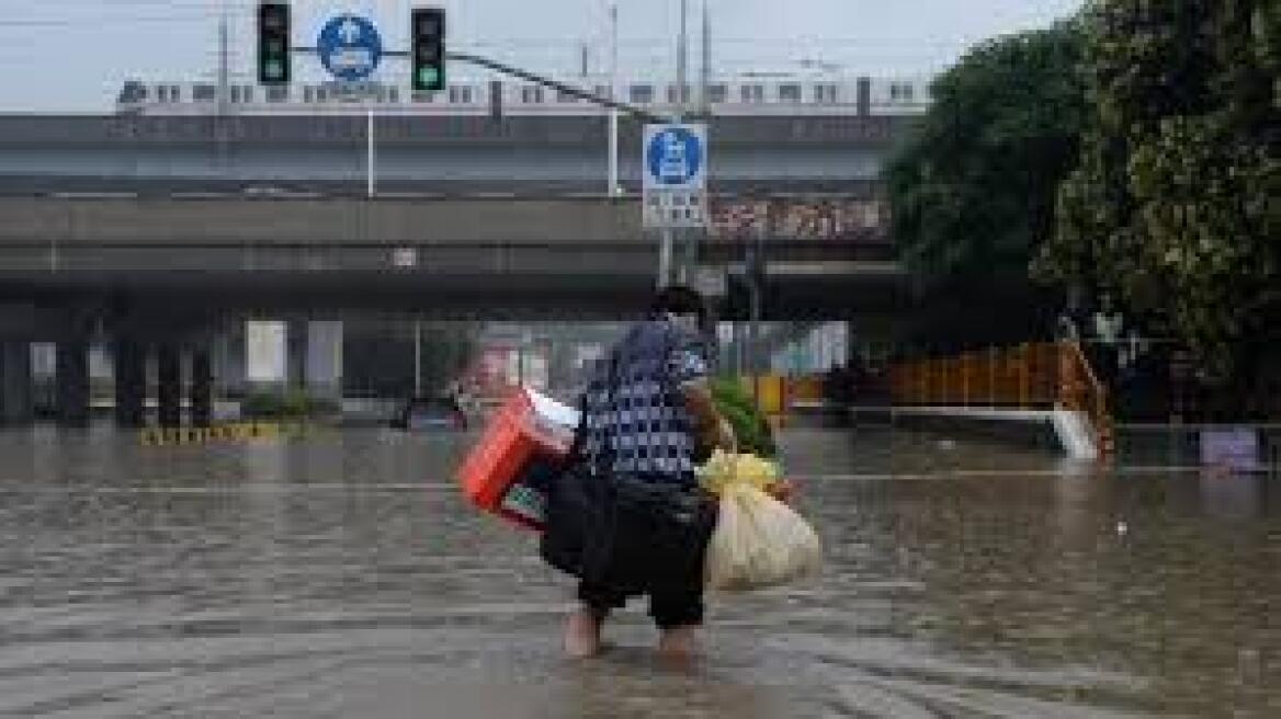 Κίνα: Σχεδόν 4.500 άνθρωποι εγκατέλειψαν τα σπίτια εξαιτίας ισχυρών βροχοπτώσεων