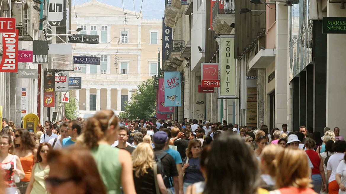 Ευρωβαρόμετρο: Απογοητευμένοι για όλα οι Έλληνες 