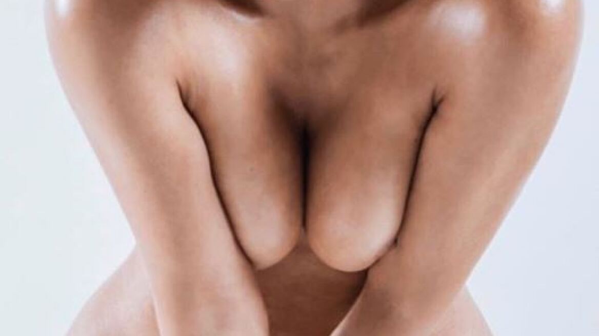 Η Καρντάσιαν τα πέταξε πάλι για να διαφημίσει εκπτώσεις στο άρωμά της