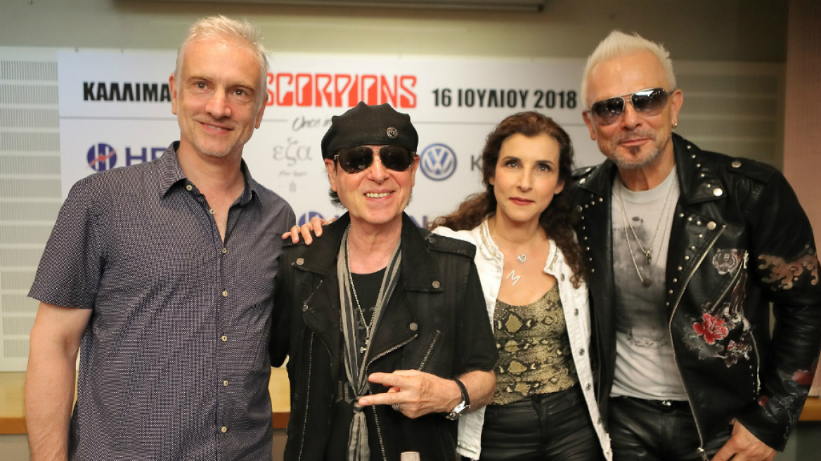 Η κλασική ροκ συναντά μία κλασική ορχήστρα