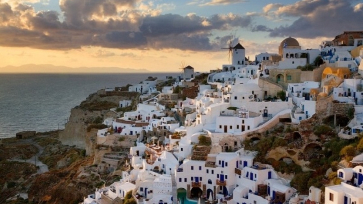 Δήμαρχος Σικίνου στο ΘΕΜΑ 104,6: Θα μοιράσουμε και βιοδιασπώμενα ποτήρια