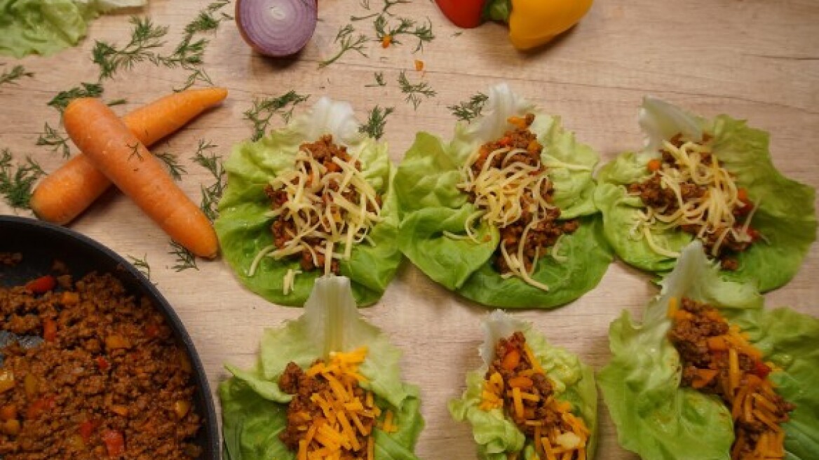 Wraps μαρουλιού με κιμά