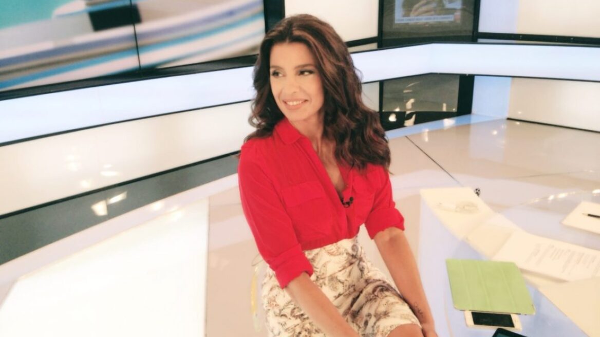 Θύμα κλοπής η Πόπη Τσαπανίδου- To μήνυμα της δημοσιογράφου 