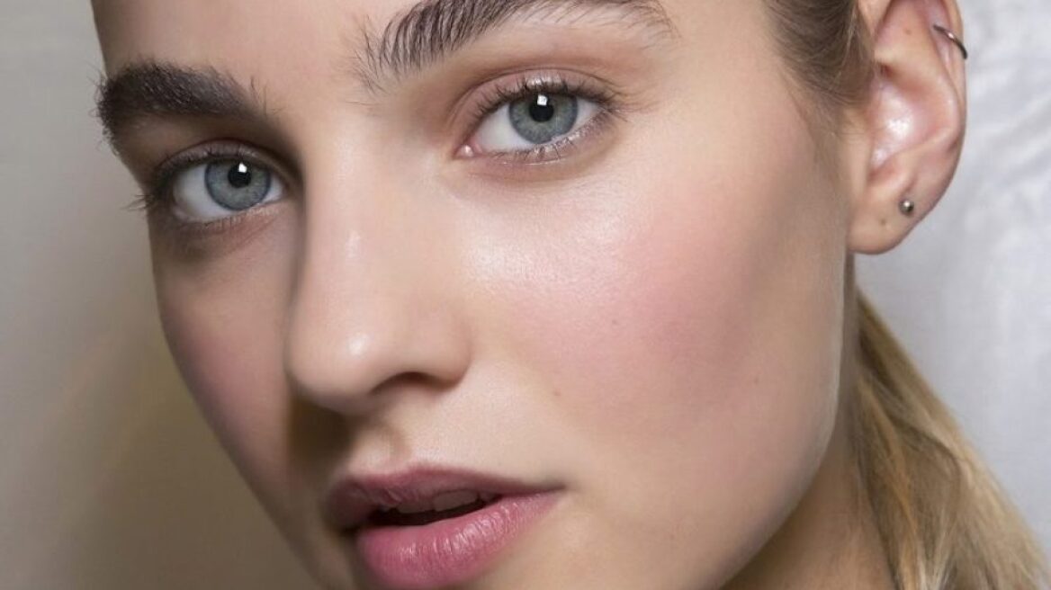 To συστατικό που κάνει το δέρμα σας να δείχνει νεότερο