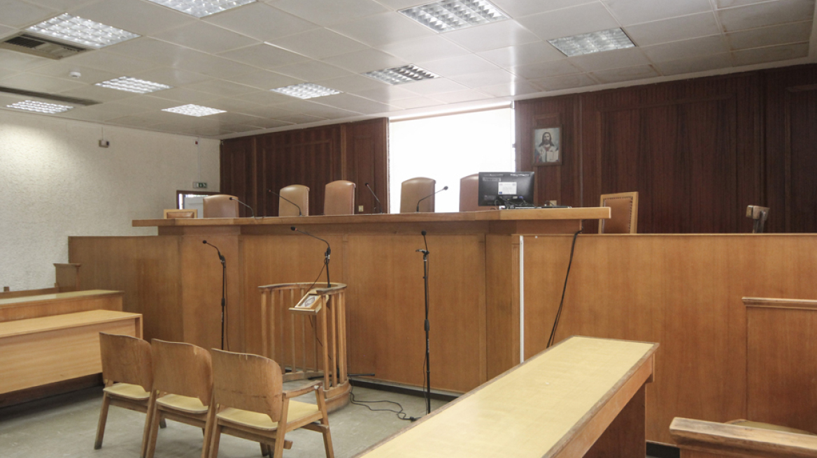 Ποινές «χάδι» στους κατηγορουμένους για το «πάρτι» με τις χρυσές επιχορηγήσεις στη ΔΕΗ