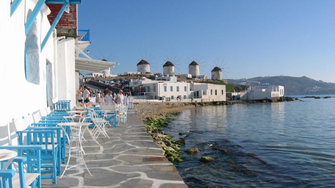 Δήμος Μυκόνου: Προσφέρει ενίσχυση 350.000 ευρώ στους δημοσίους υπαλλήλους 