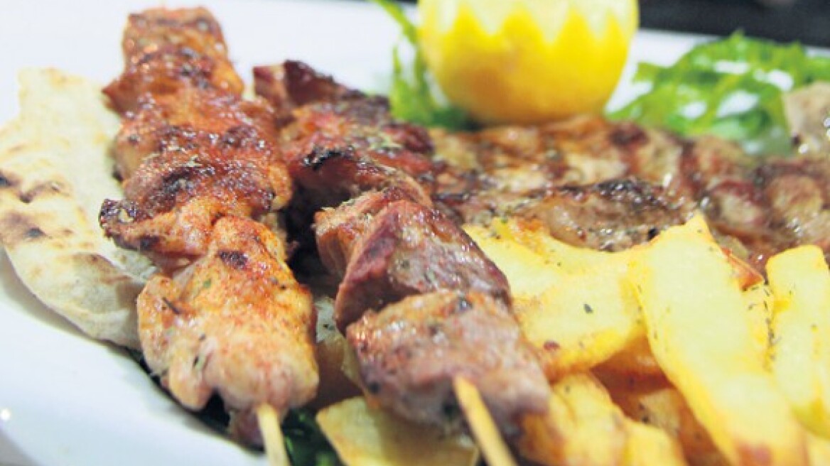 10+1 σημεία στην Αθήνα για πραγματικά καλό σουβλάκι