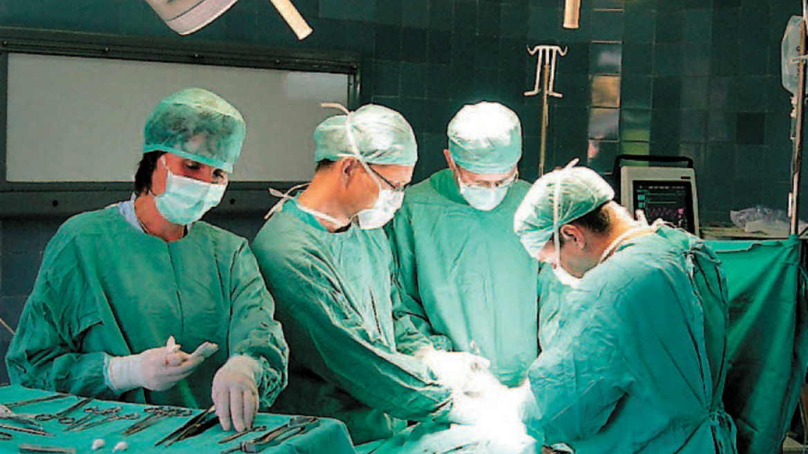 Δυσκοίλιος Κινέζος έβαλε τεράστια μελιτζάνα στον...  πρωκτό του για να... ανακουφιστεί!