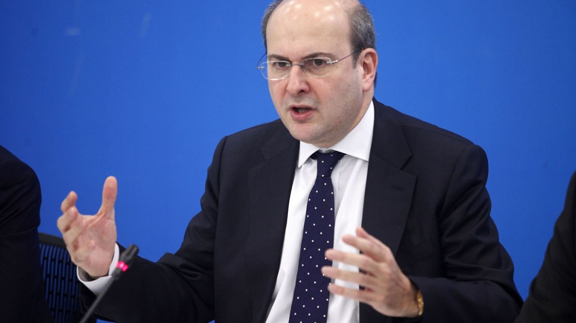 Χατζηδάκης: Η ΔΕΗ κόβει το ρεύμα σε ευάλωτα νοικοκυριά