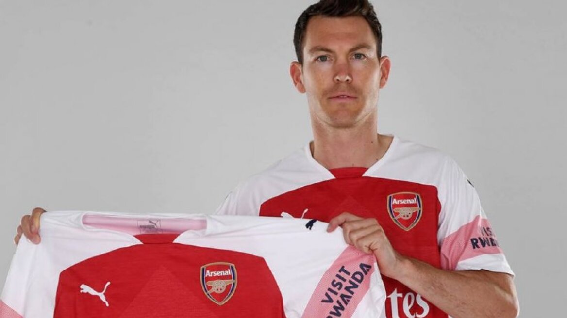 Παίκτης της  Άρσεναλ και επίσημα ο Λιχστάινερ