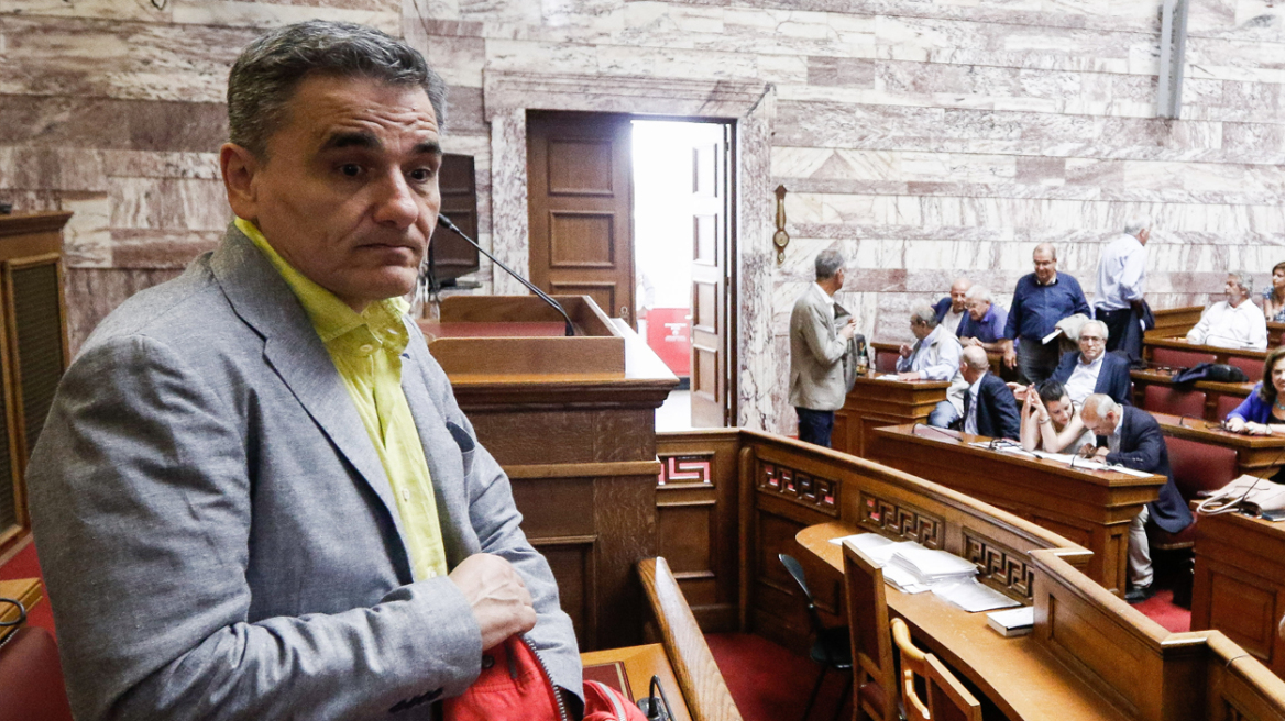 Τσακαλώτος: Γεγονός οι αυξήσεις στον ΕΝΦΙΑ -  Δεν είναι της παρούσης η συζήτηση για τις συντάξεις 