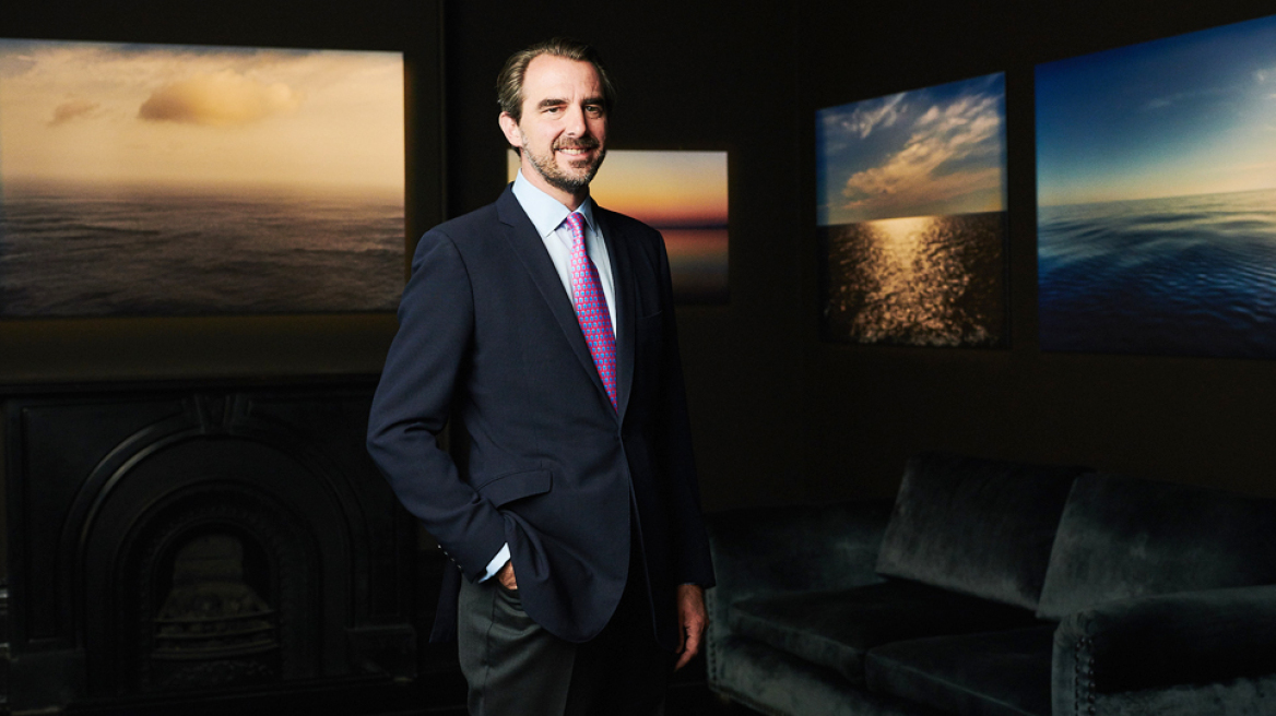 Νικόλαος: Ο γητευτής του φωτός 