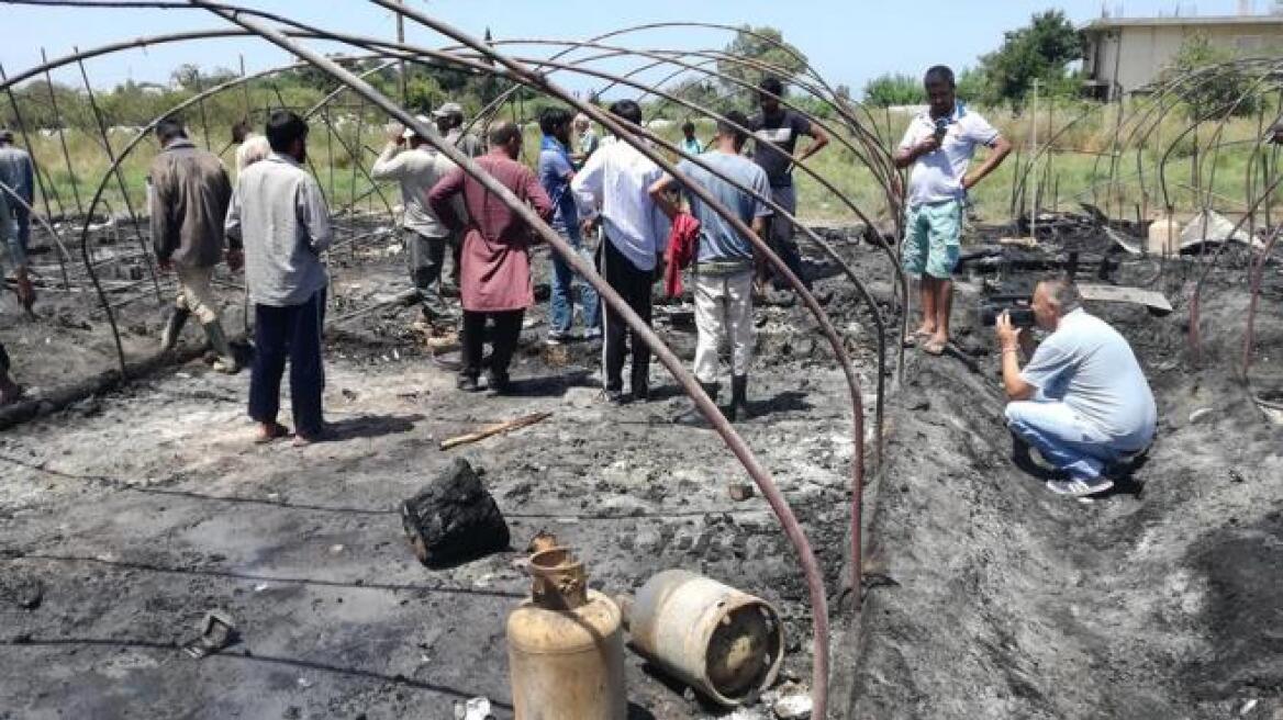 Φωτιά σε καταυλισμό εργατών στη Μανωλάδα: Στάχτη πάνω από 100.000 ευρώ